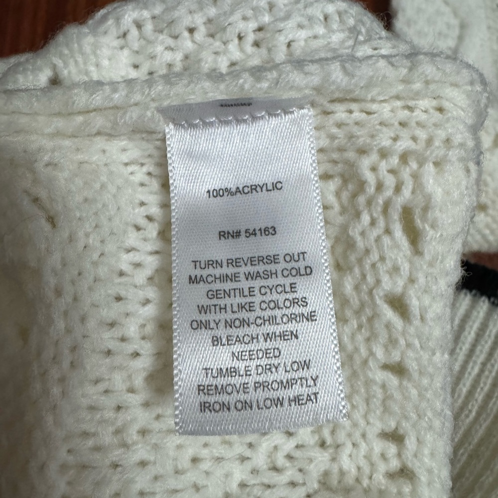 Marc New York Cream Sweater with Black Trim  size de - Picture 10 of 12